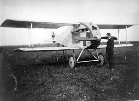 Prototype WW1: Germania JM, 1/48, Evergreen (scratch) 4EF-307-Ger%20JM-PB1